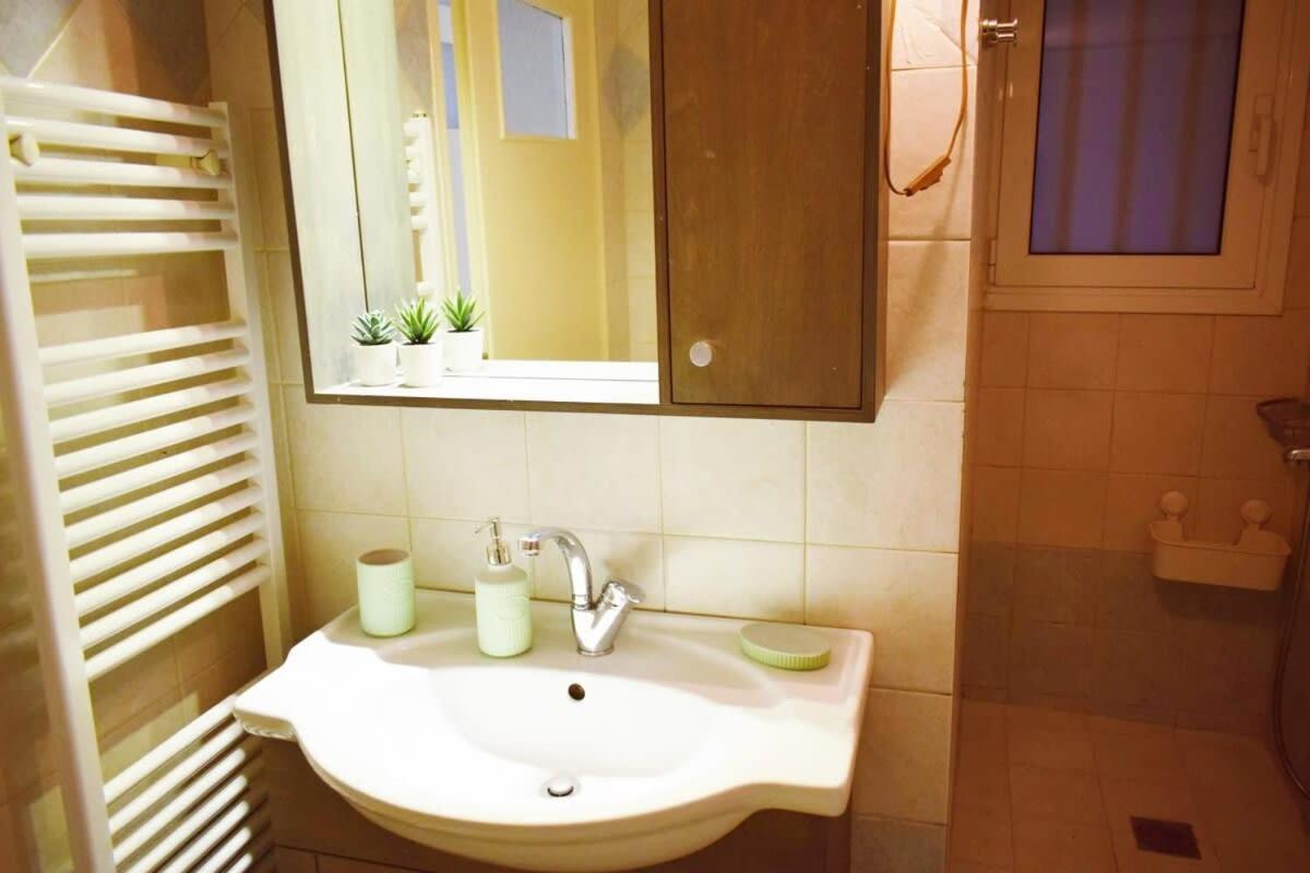 Stylish Apt In The Historic Heart Of The City Atene Esterno foto